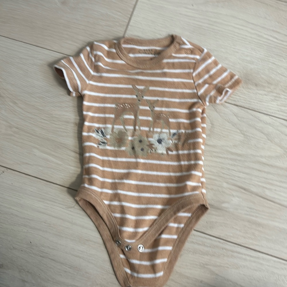 Baby bodysuit